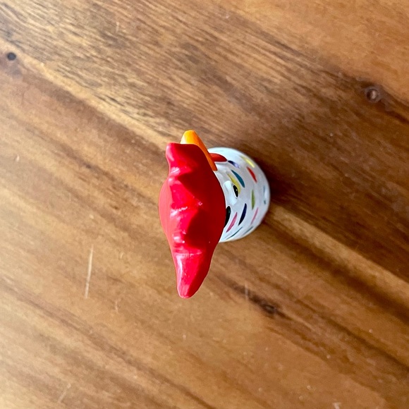 *EUC* Multicolored Resin Rooster Statue - White w/Multicolored Polka-Dots - Picture 7 of 8